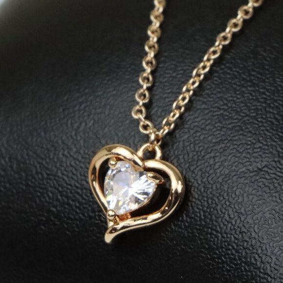 Rose Gold Heart Crystal Pendant Necklace, XPNL0240 - Picture 1 of 13